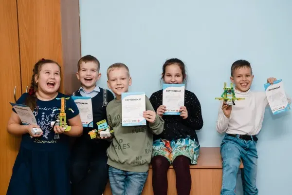 Международная школа робототехники и программирования "Лига Роботов"