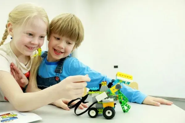 Лига Роботов. Робототехника для детей 5 -17 лет