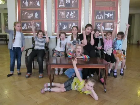 Летний клуб для детей 6-15 лет (Театральные каникулы)