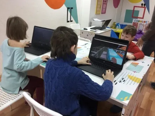 Курс «Программирование в МайнКрафт»