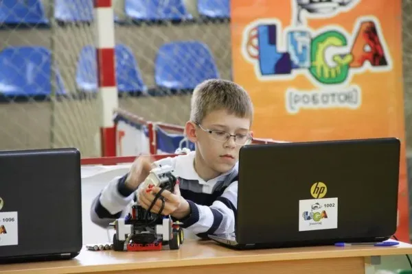 Программирование на PYTHON с роботами