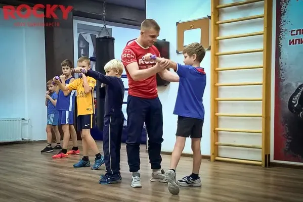 Бокс, панкратион, смешанные единоборства, тайский бокс