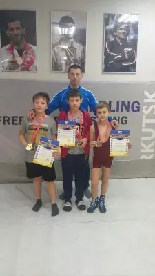 Смешанные единоборства (Панкратион, ММА)