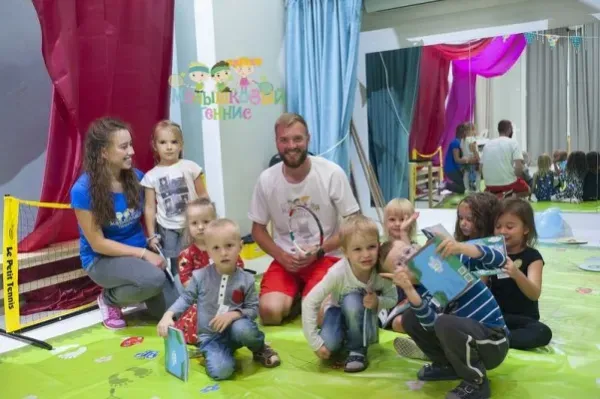 Теннисная школа для детей (на Ломоносовском пр.)