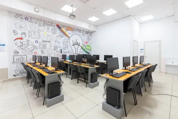 Московский международный колледж цифровых технологий «Академия TOP»