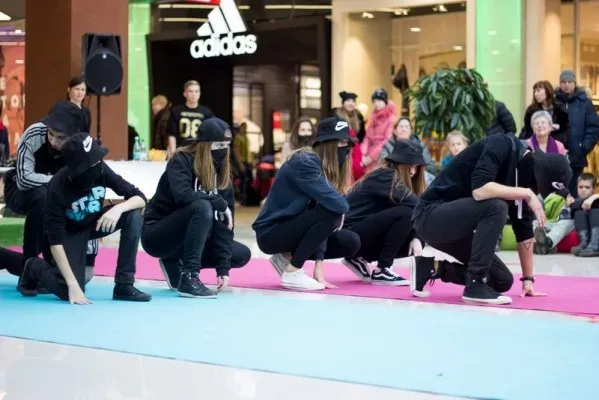 Занятия по Popping