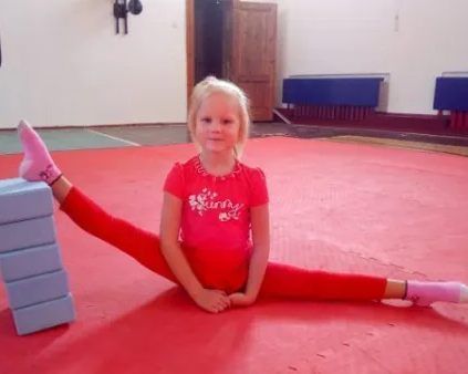 Детская хореографическая цирковая студия «Эквилибрис»