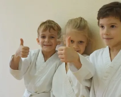 Айкидо: самооборона + акробатика