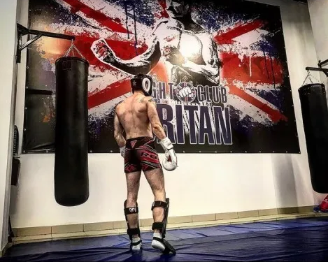 Смешанные боевые единоборства (MMA) 16+