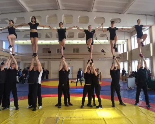 Клуб спортивного чирлидинга ELITE