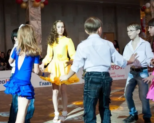 Спортивные танцы (на ул. Комкова)