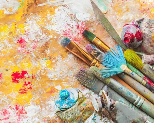 ИЗОСТУДИЯ «ВЕСЕЛАЯ КИСТОЧКА»