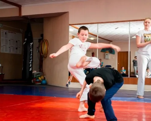 Капоэйра для детей