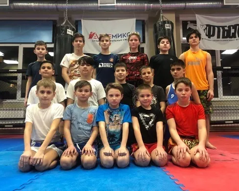 Тайский бокс 10-14 лет