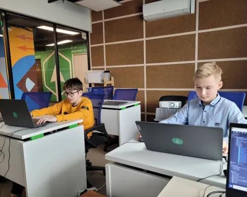 Школа программирования и робототехники для детей Пиксель