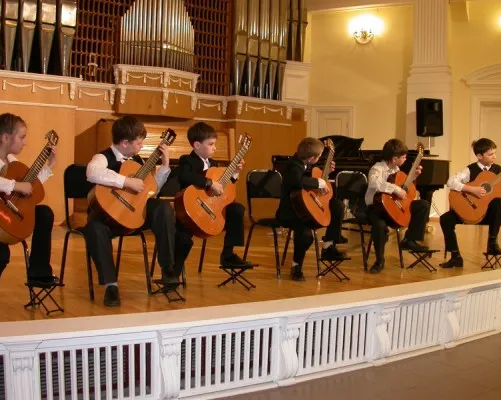 Инструментальное исполнительство. Гитара