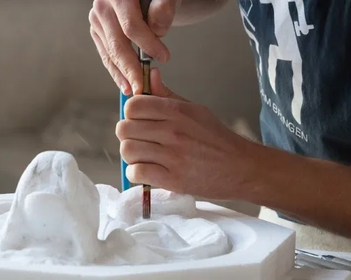 Юный скульптор