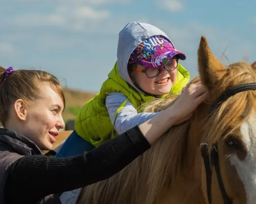 Адаптивная верховая езда