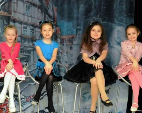 ДЕТСКИЙ МУЗЫКАЛЬНЫЙ ТЕАТР «ВЕСЕЛЫЕ НОТКИ»