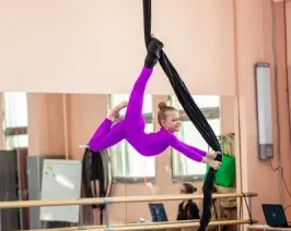 Воздушная гимнастика для детей Yourways (м. Шоссе Энтузиастов)