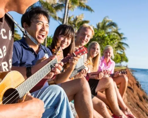 Гитара и укулеле