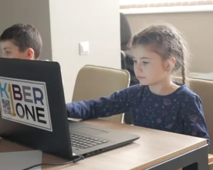 Открытый урок в КИБЕРшколе программирования KiberOne