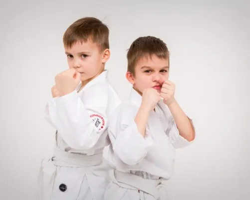 Карате в Академии Талантов ВОЛШЕБНЫЙ ЗАМОК
