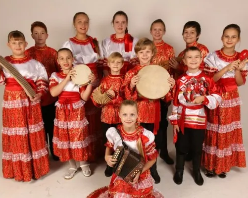 Детский ансамбль народной песни «Туесок»