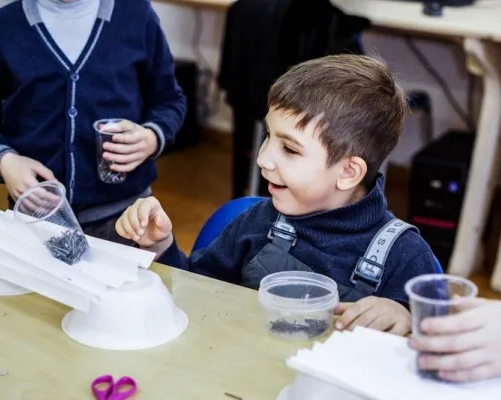 Школа цифровых технологий. Исследователи