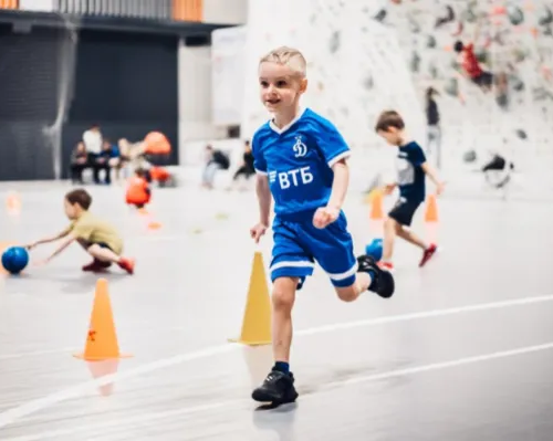 Футбольная школа "Динамо"