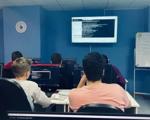 Курс «Программирование на С/С++» (на ул. Б. Богаткова)