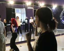 Танцевальный лейбл-академия Queendom: K-pop