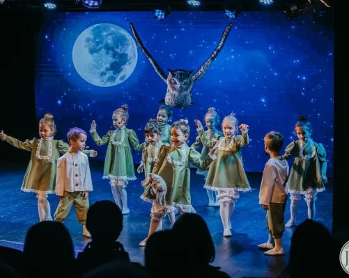 Группа комплексного театрального развития "Мюзикл J&M Kids" (5-6 лет)