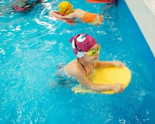 Обучение плаванию детей