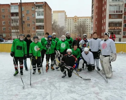 Секции «Футбол» и «Хоккей»