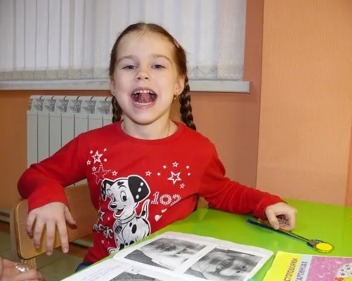 Занятия с логопедом