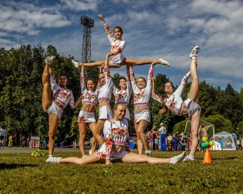 Студия спортивного черлидинга Fly