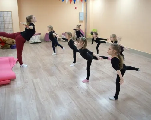 школа художественной гимнастики GymBalance