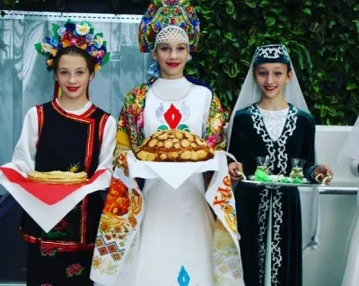 Образцовый хореографический ансамбль- студия «Сюрприз»