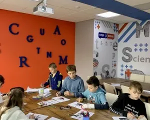 Летний городской клуб английского языка для детей 7-15 лет