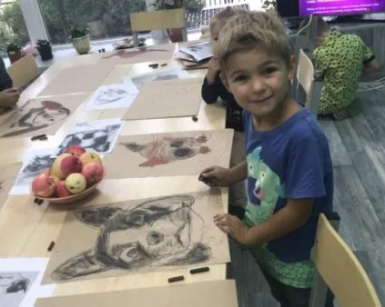 Студия изобразительного искусства «Кисточка»