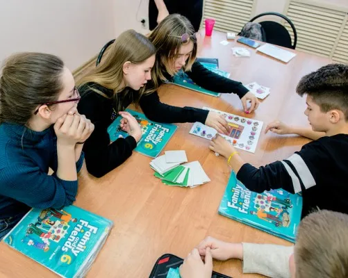 Английский язык для школьников (на ул. Институтской)