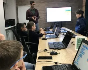 Школа программирования для детей "Кибернетика"