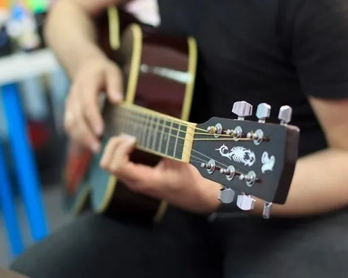 Клуб-студия «Импровизация»: гитара