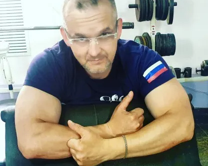 Секция бодибилдинга и гиревого спорта (вечерние группы)