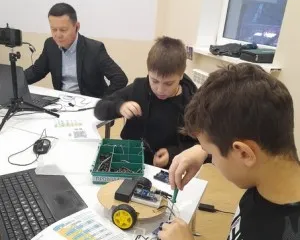 Театр РОБОТОВ
