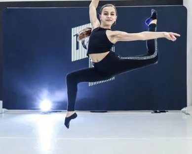 Contemporary Dance (танцы для девочек)