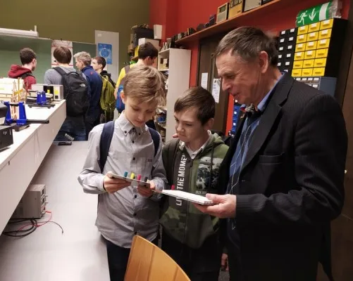 Коллектив "Электрон", Радиоэлектроника и Робототехника