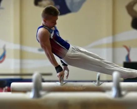 Спортивная гимнастика, акробатика