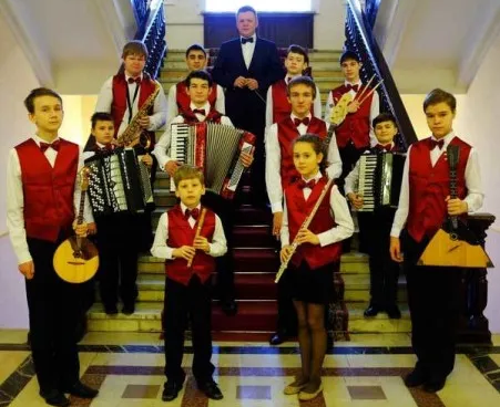 МОЛОДЕЖНЫЙ ОРКЕСТР "ДОМИНАНТА"